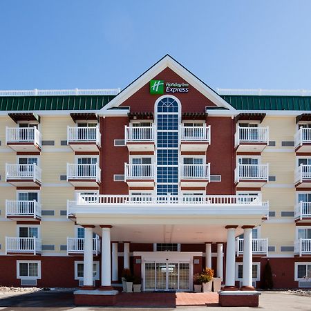 Holiday Inn Express Hotel & Suites Petoskey By Ihg Esterno foto