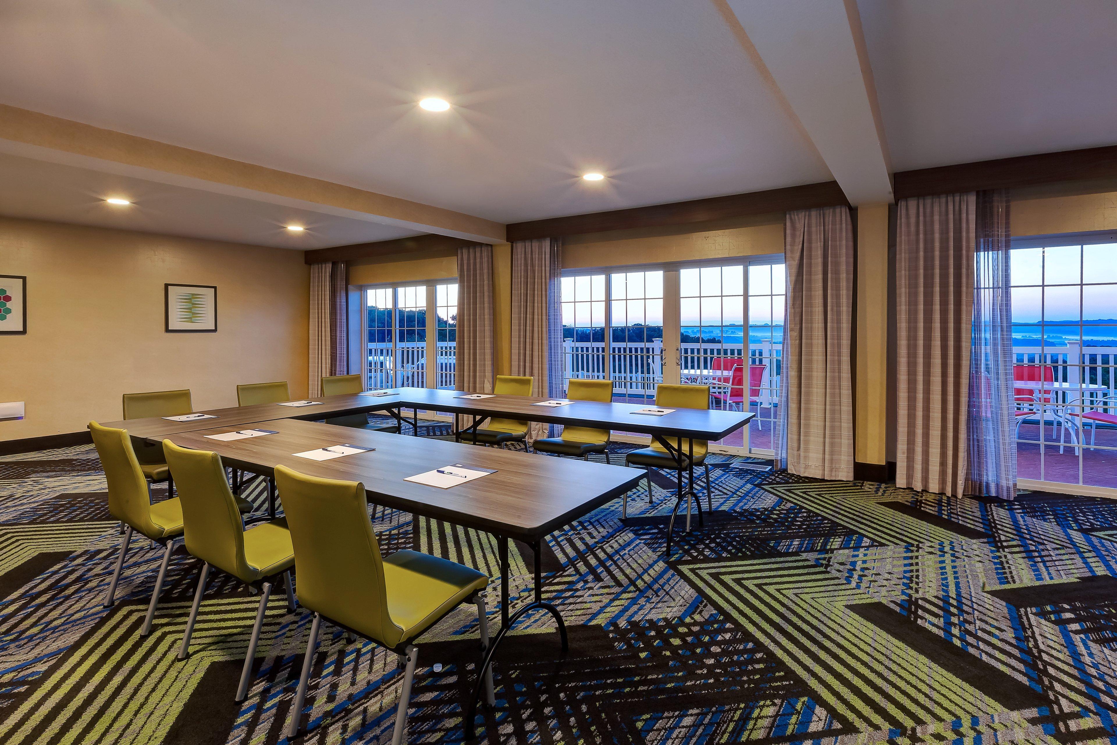 Holiday Inn Express Hotel & Suites Petoskey By Ihg Esterno foto