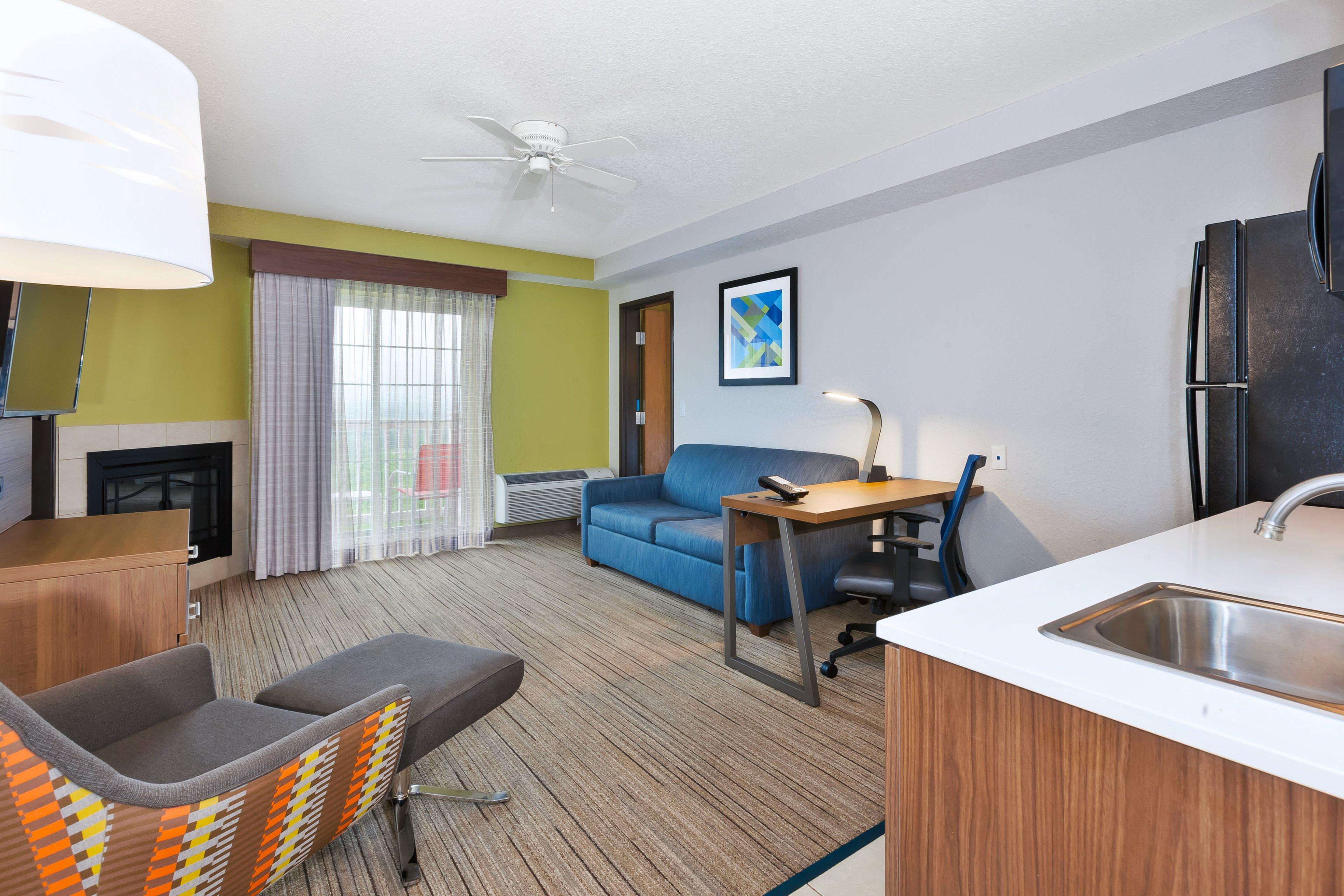 Holiday Inn Express Hotel & Suites Petoskey By Ihg Esterno foto