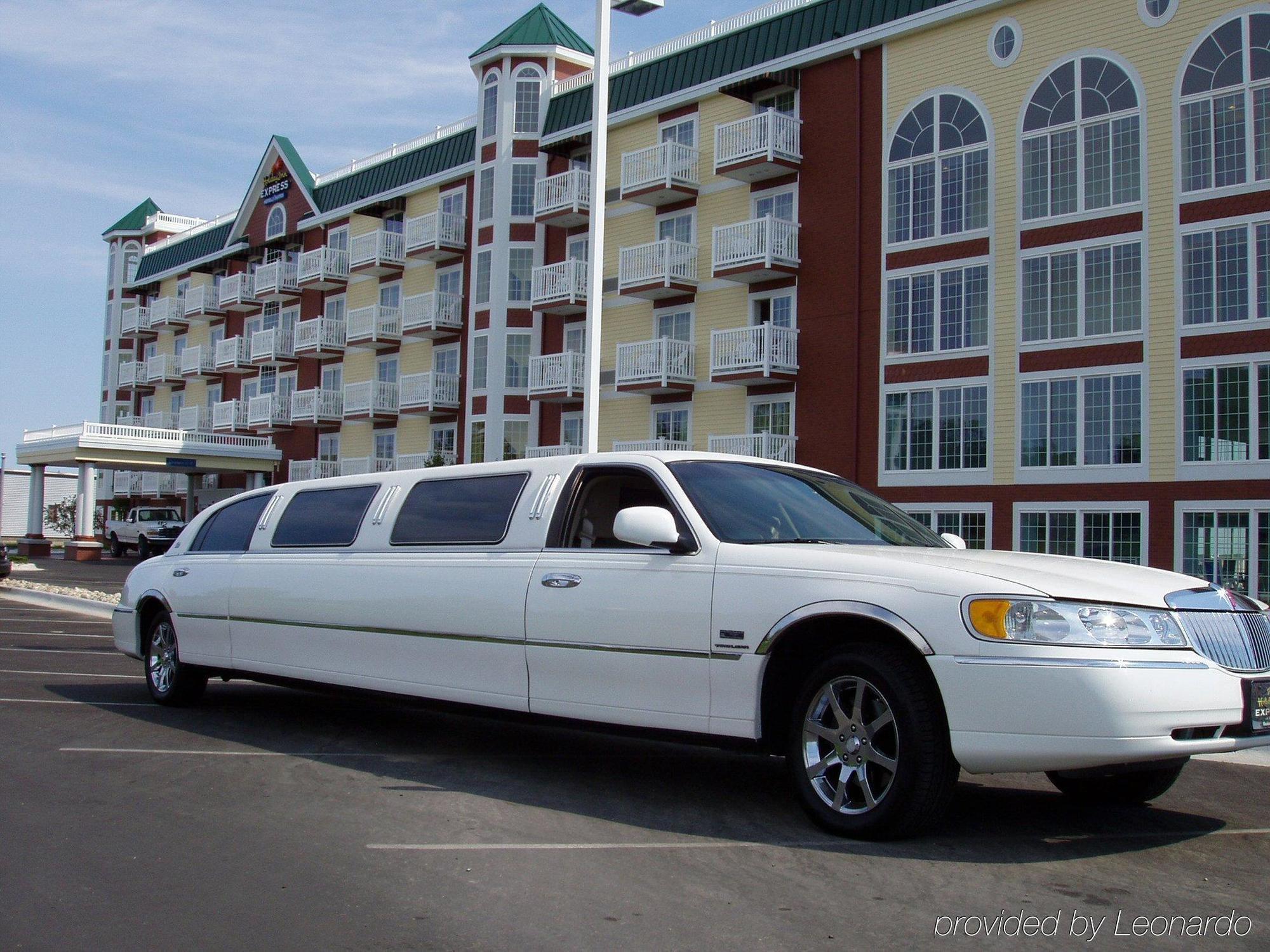 Holiday Inn Express Hotel & Suites Petoskey By Ihg Esterno foto